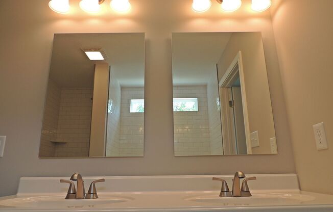 3 beds, 2 baths, $2,250