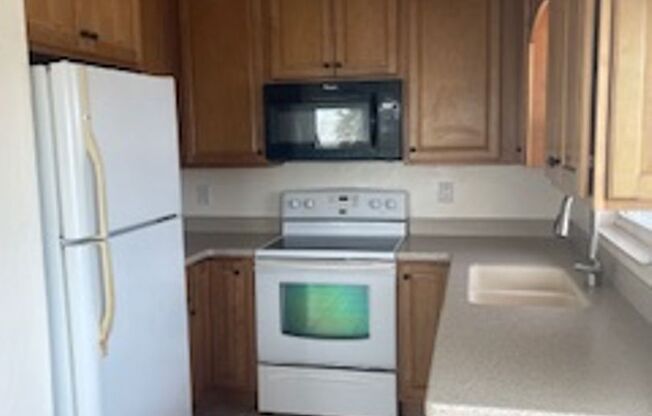 2 beds, 1 bath, $3,000