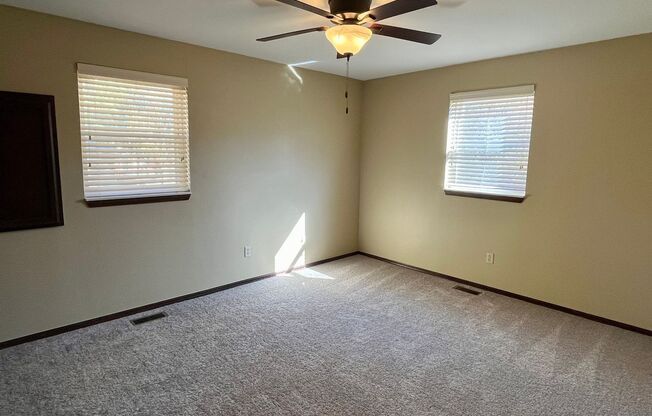 2 beds, 2 baths, $1,495