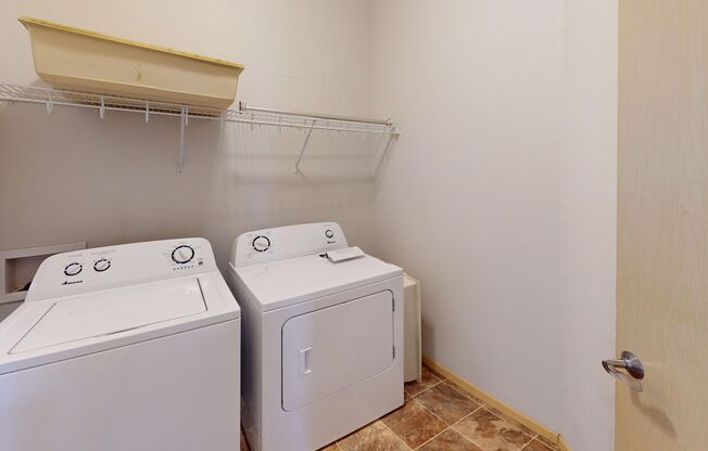 1 bed, 1 bath, 821 sqft, $1,050, Unit 4677-201