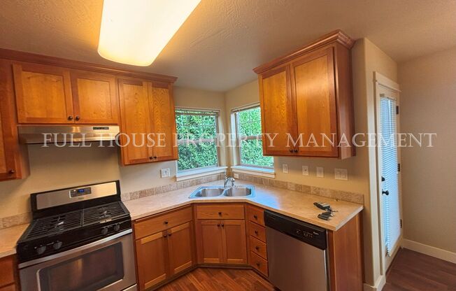 3 beds, 2 baths, $2,295