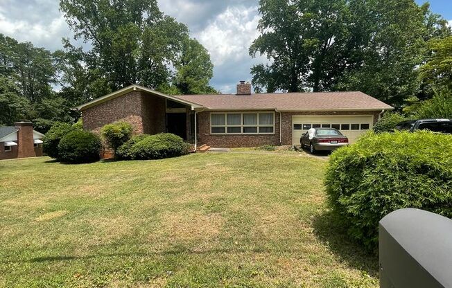 2 bedroom 3 bath  Mid- Century style home! This home has a wonderful outdoor area great for Entertaining!