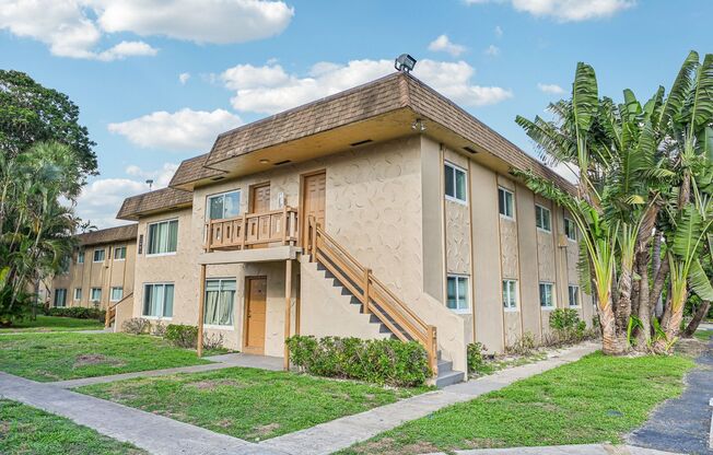 3 beds, 2 baths, 957 sqft, $2,250