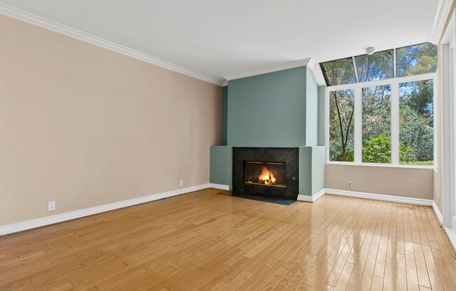 Charming & Bright Home in the Heart of Irvine – Now Available!
