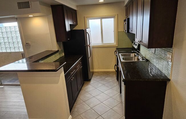 2 beds, 2 baths, 1,100 sqft, $2,699