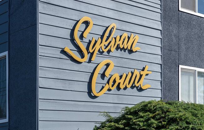 2 beds, 1.5 baths, 800 sqft, $2,445, Unit 303