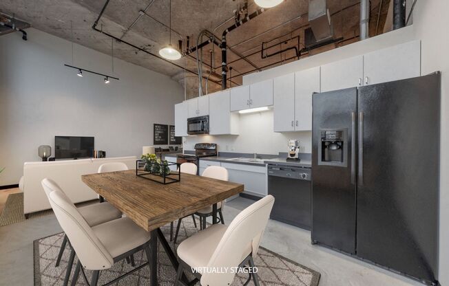 1 bed, 1 bath, 694 sqft, $1,300, Unit 102