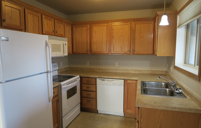4026 ECHO VLY DR