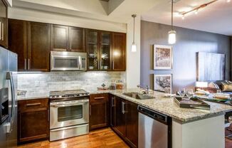2420 Noble Ave 3116