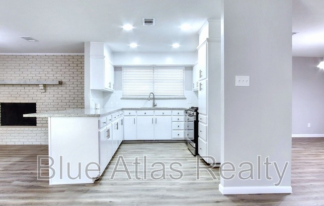 3629 VENICE DR