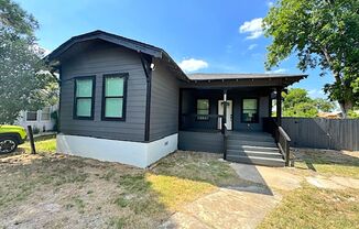 Ready For Move In - An Amazing 3/2 Modern Remodel in Central SA near Blanco & Hildebrand