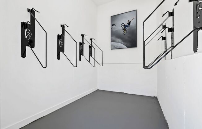 1 bed, 1 bath, 600 sqft, $2,500, Unit 122