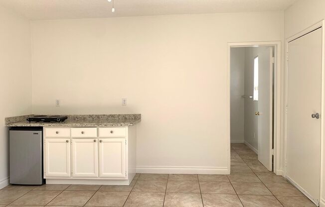 3737 Midvale
