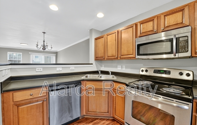 11022 DERRYRUSH DR