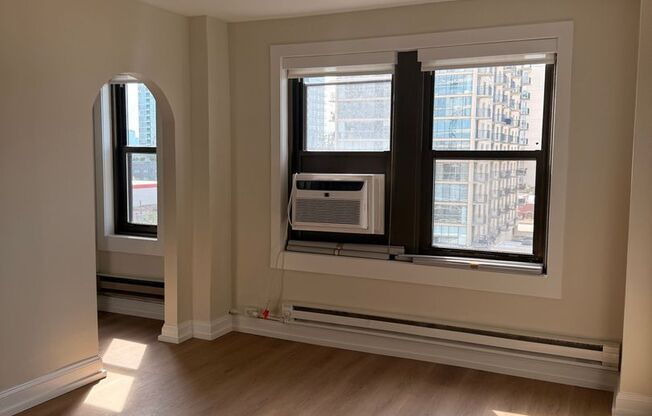1 bed, 1 bath, 714 sqft, $2,616, Unit 0901