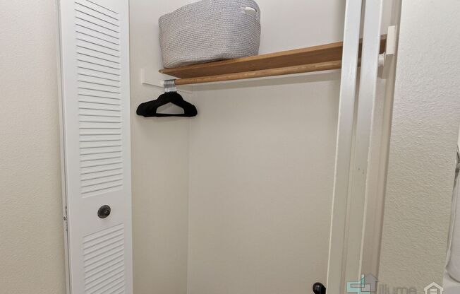 1 bed, 1 bath, 160 sqft, $695, Unit 2130 - 2D