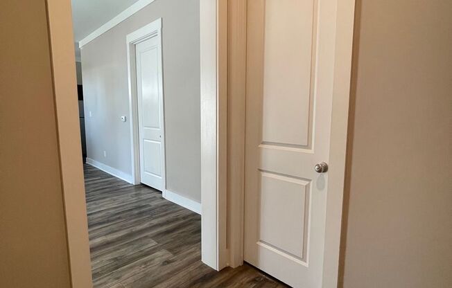 1 bed, 1 bath, 780 sqft, $960, Unit 412