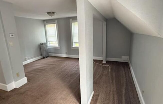 5036 S. 92nd St