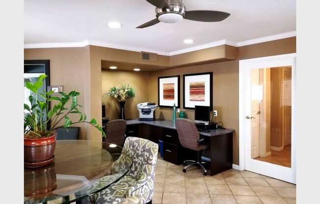 2 beds, 2 baths, 892 sqft, $1,409, Unit 224