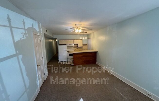 3018 ELLWOOD AVE