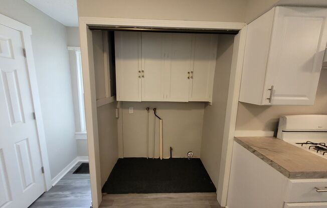 1 Bedroom, 1 Bathroom Home near Iowa State Fairgrounds