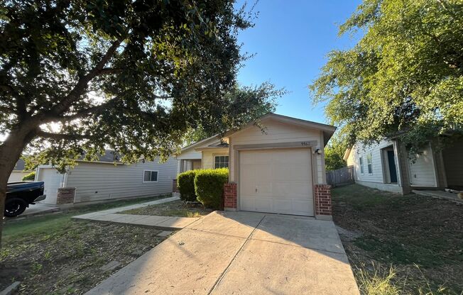 3 beds, 2 baths, $1,500