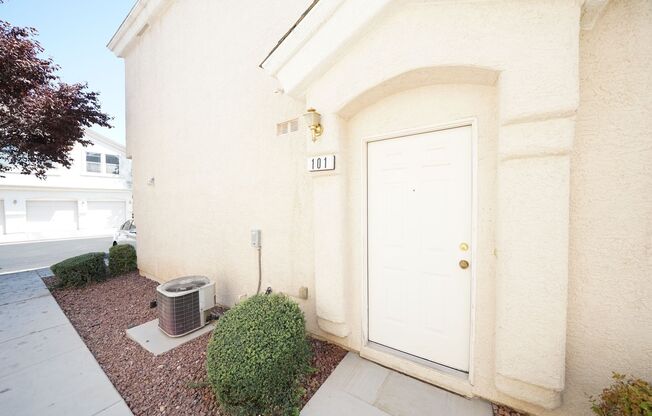 2 beds, 2 baths, $1,595, Unit Parcel #: 176-20-713-325