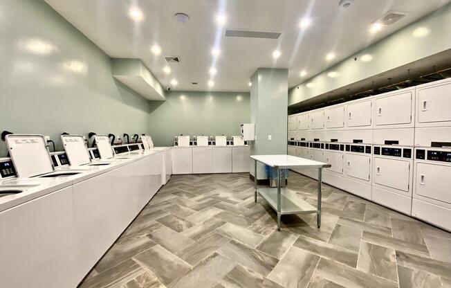 Studio, 1 bath, $3,995, Unit 15G