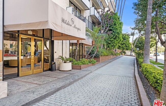 2 beds, 2 baths, 1,071 sqft, $4,100, Unit 801