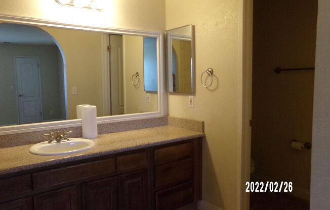 2 beds, 2 baths, $1,450