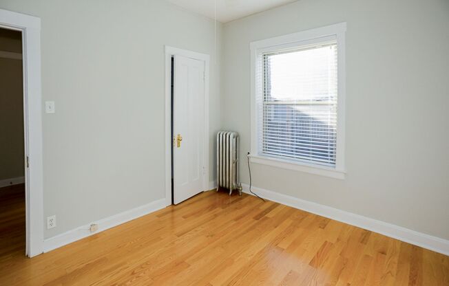 2 beds, 1 bath, 720 sqft, $2,150, Unit 1932-3