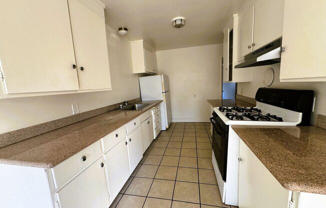3105 High Street