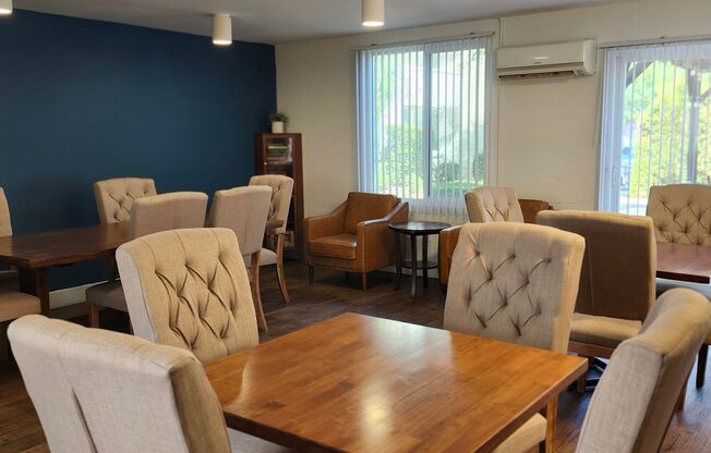 1 bed, 1 bath, 559 sqft, $1,850, Unit 235