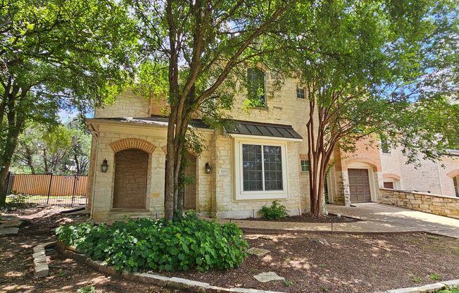 Serene 3 Bed / 3 Bath in Great Austin Location!