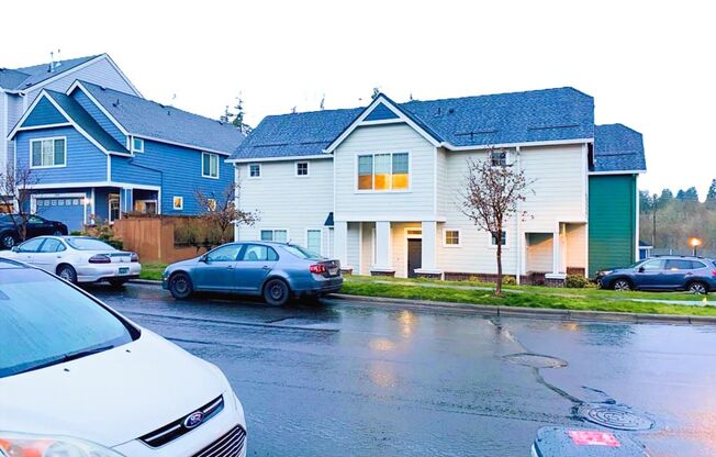 Charming 3BD | 2.5BA Townhome | Vintage Creek Community | Sherwood