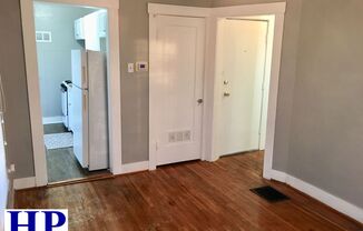 1 bed, 1 bath, $599, Unit 4