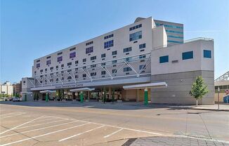 2 Bed 2 Bath Condo Available for Rent!