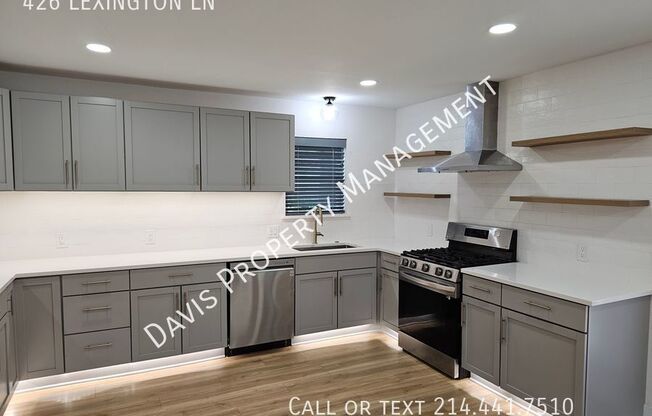 426 LEXINGTON LN