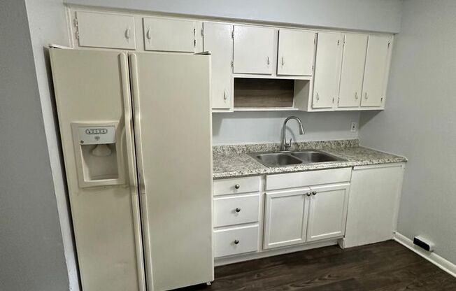 2 beds, 1 bath, 750 sqft, $900, Unit Unit 1