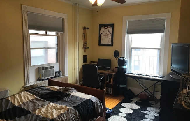 1 bed, 1 bath, 652 sqft, $2,995, Unit 8