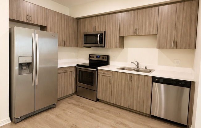 2 beds, 1 bath, 750 sqft, $2,250, Unit 210