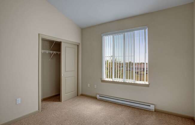 The Vintage Bedroom Apartments in Moses Lake, WA