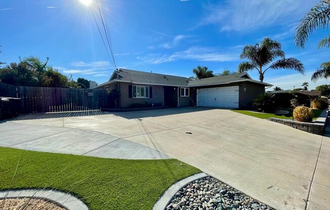 Beautifully Updated 3 Bedroom 2 Bathroom Home in San Carlos!