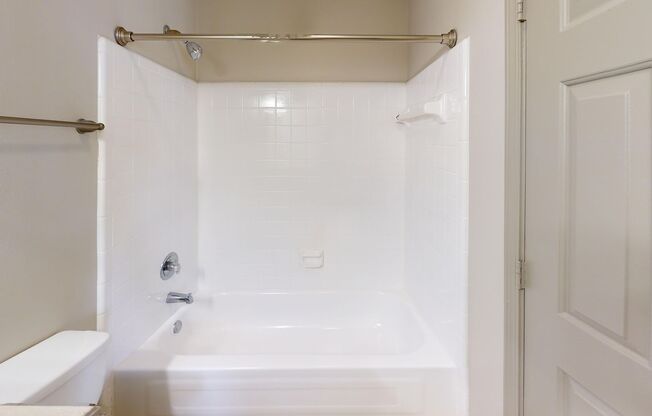 3 beds, 2 baths, 1,490 sqft, $1,850, Unit 11300 OSC