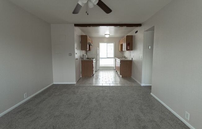 2 beds, 1 bath, 784 sqft, $1,050, Unit 1808 2W