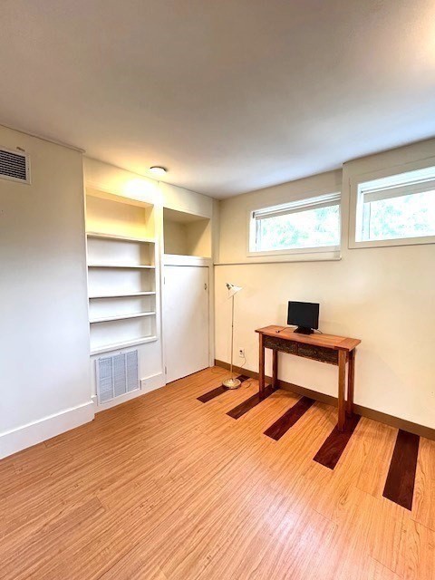 1 bed, 1 bath, 1,058 sqft, $3,100, Unit 7