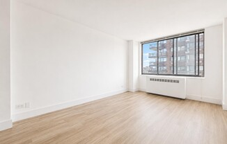 1 bed, 1 bath, 650 sqft, $5,895, Unit 31D
