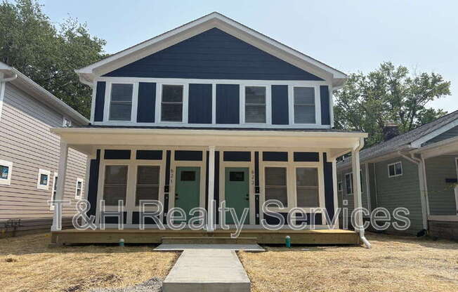 621 W 39 ST