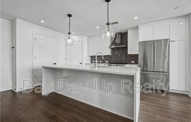 788 West Marietta Street NW  Unit 905