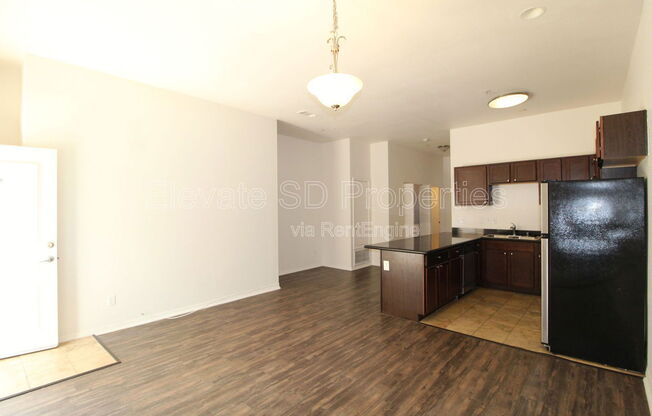 3 beds, 2 baths, 1,747 sqft, $3,595, Unit 301